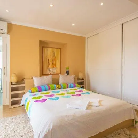 Sleeps 10 Pool